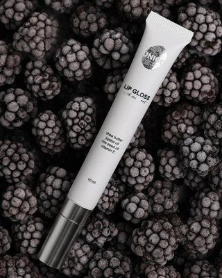 LIP GLOSS with menthol JAM 748 фото